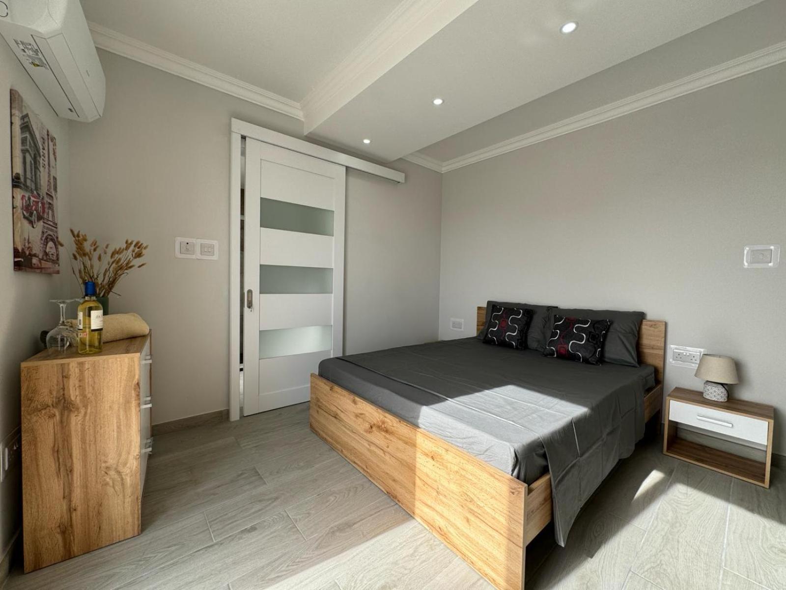Luxury & Modern Two Bedroom Marsaskala Apartment 외부 사진