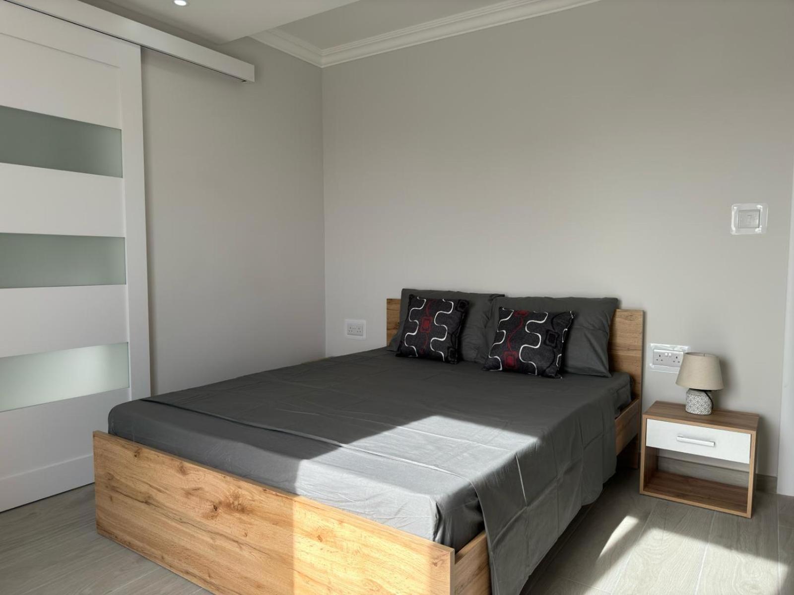 Luxury & Modern Two Bedroom Marsaskala Apartment 외부 사진