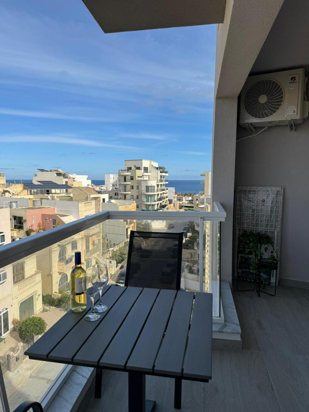 Luxury & Modern Two Bedroom Marsaskala Apartment 외부 사진